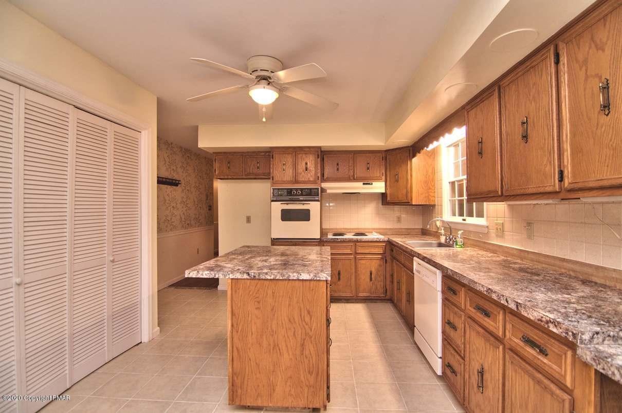 5557 Birch Road Canadensis, PA 18325 - Photo 18 of 54 Kitchen