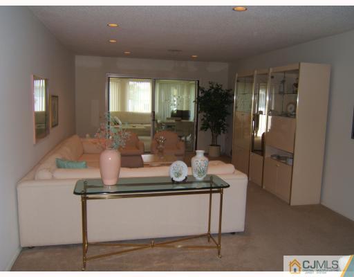 619 A Deal Road Monroe Township, NJ 08831 - Photo 2 of 10 Gallery Image 2
