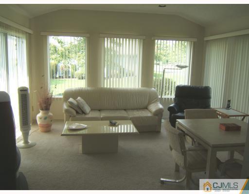 619 A Deal Road Monroe Township, NJ 08831 - Photo 5 of 10 Gallery Image 5