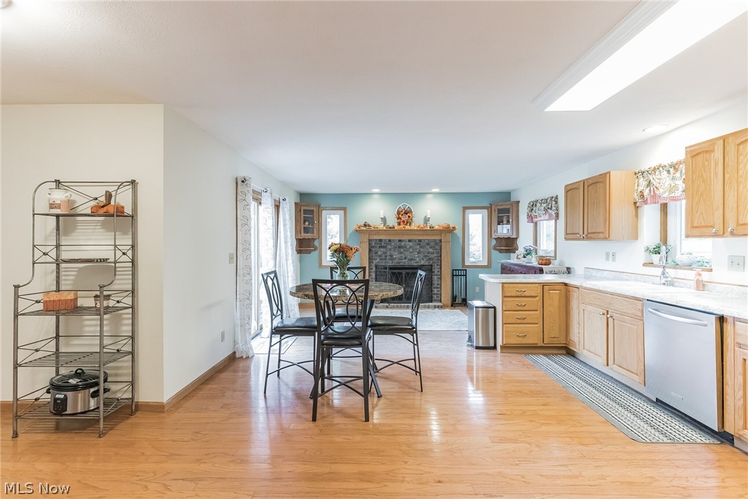 13924 Radcliffe Road Chardon, OH 44024 - Photo 7 of 25