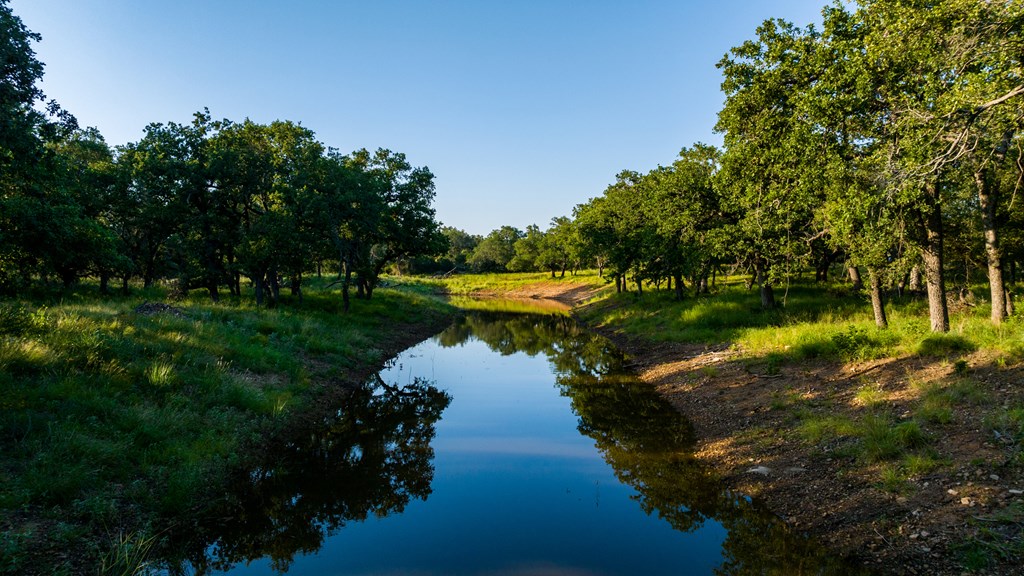 111 County Road 113 Llano, TX 78643 - Photo 3 of 30
