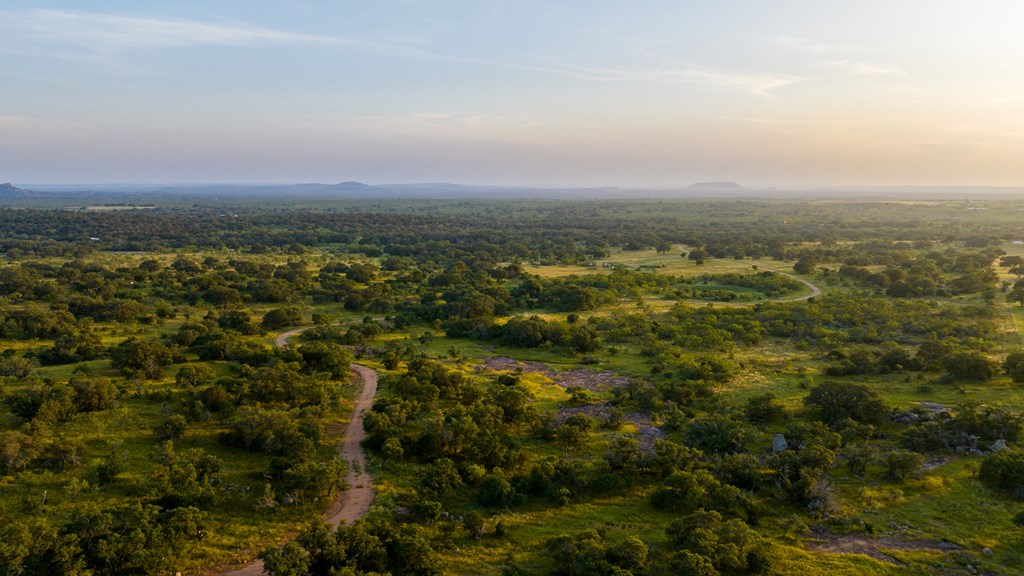 111 County Road 113 Llano, TX 78643 - Photo 6 of 30