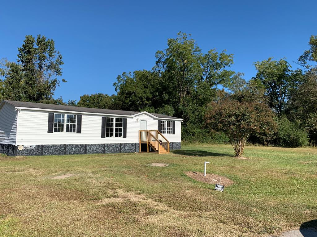 3974 Brandon Road Grifton, NC 28530 - Photo 1 of 18 Main View