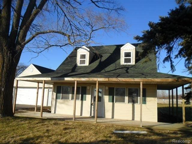 1112 West Labo Road Carleton, MI 48117 - Photo 2 of 7 labo110002 (Small).jpg