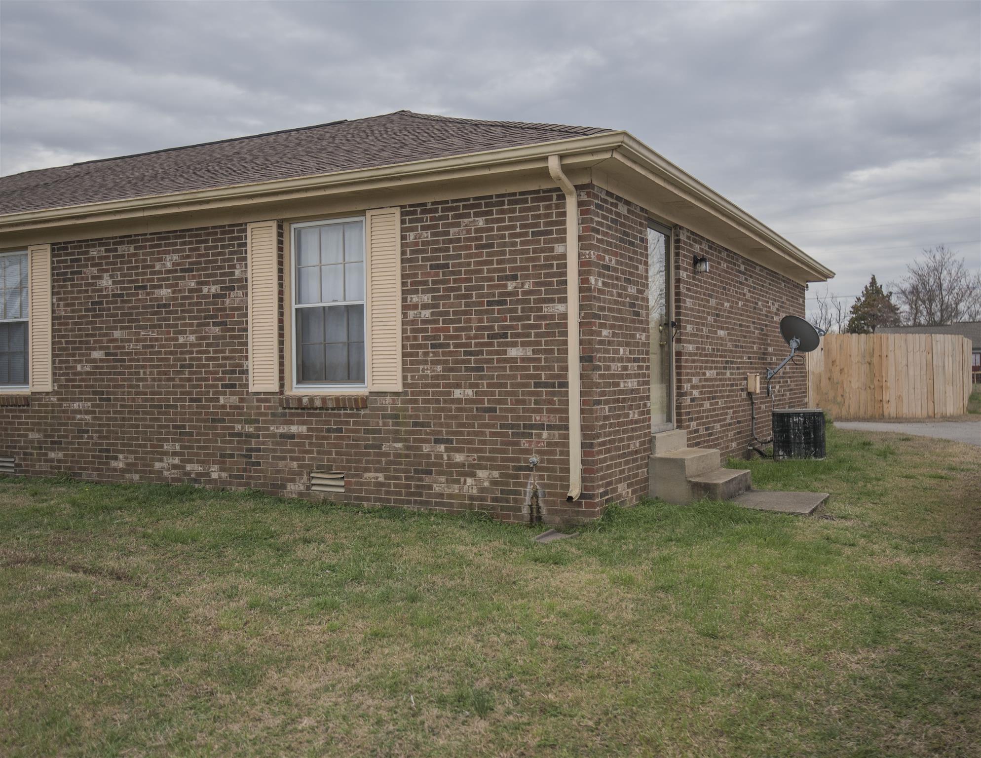 1157 Lawrence Road Murfreesboro, TN 37128 - Photo 8 of 18 1157/1159 LAWRENCE RD, MURFREESBORO TN 37128