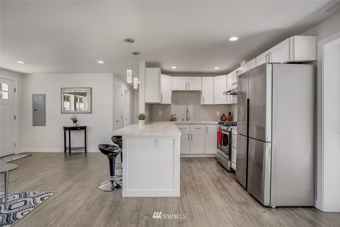 3930 Northeast 6th Place Renton, WA 98056 - Photo 20 of 25