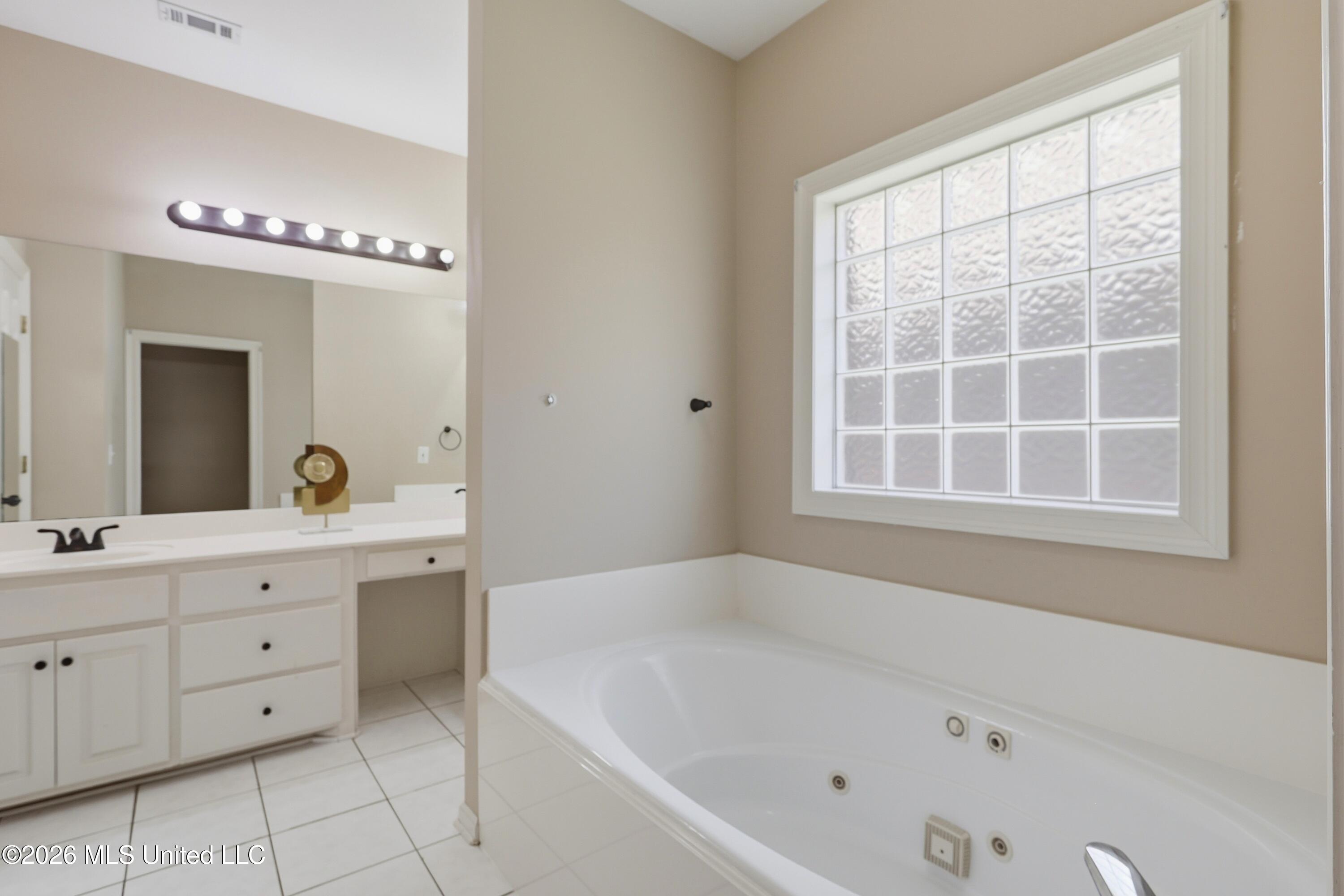 707 Versailles Drive Ridgeland, MS 39157 - Photo 21 of 33 707 Versailles Dr \ Hometoursms.com (20)