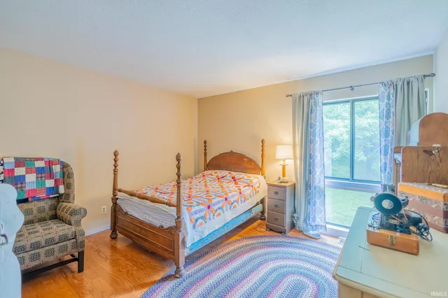 $259,900 | 9451 South Pointe Lasalles Drive, Bloomington, IN 47401