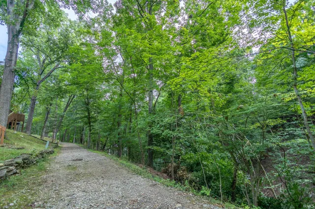 $259,900 | 9451 South Pointe Lasalles Drive, Bloomington, IN 47401