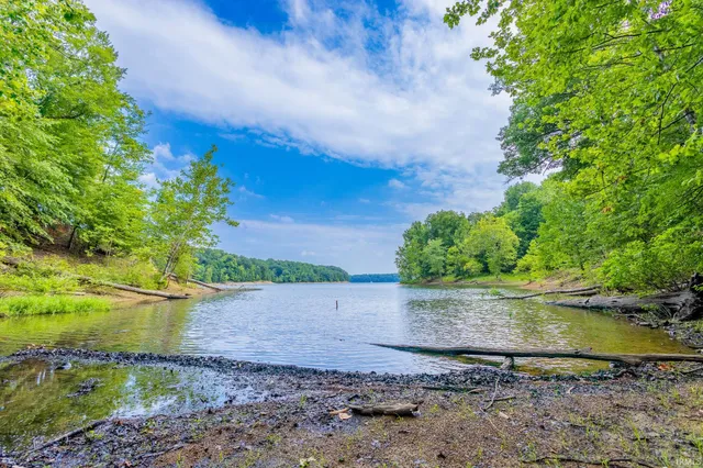 $259,900 | 9451 South Pointe Lasalles Drive, Bloomington, IN 47401