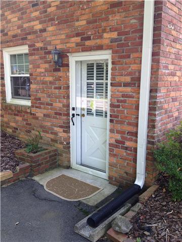 562 Natchez Bend Road Nashville, TN 37221 - Photo 16 of 20 Lower Level Entry