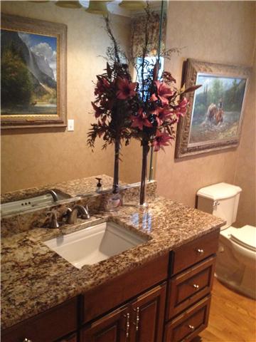 562 Natchez Bend Road Nashville, TN 37221 - Photo 18 of 20 Half Bath