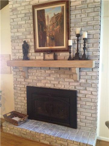 562 Natchez Bend Road Nashville, TN 37221 - Photo 8 of 20 Fireplace in Den