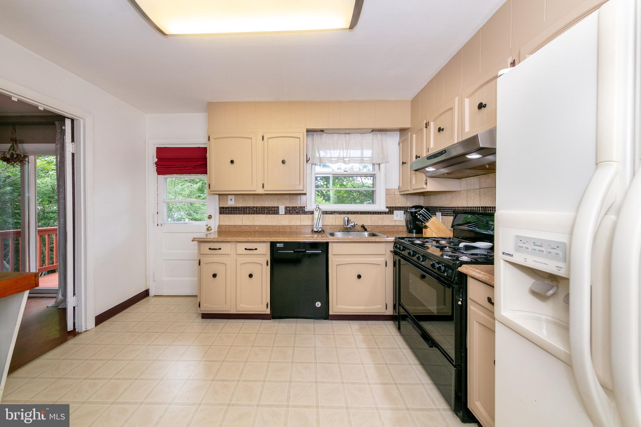 6 Lumar Road Lawrenceville, NJ 08648 - Photo 7 of 25