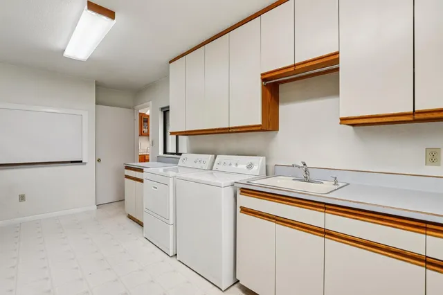 $849,900 | 4216 Corona Way, Sacramento, CA 95864