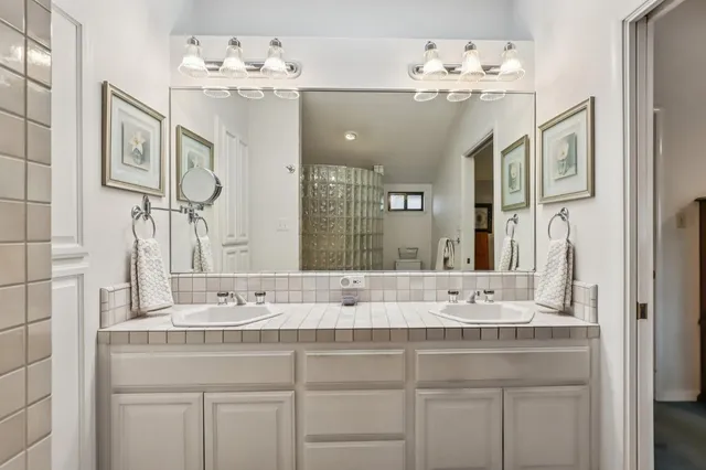 $849,900 | 4216 Corona Way, Sacramento, CA 95864