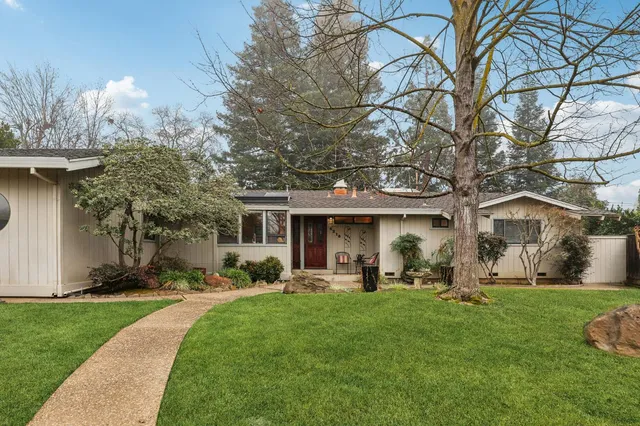 $849,900 | 4216 Corona Way, Sacramento, CA 95864