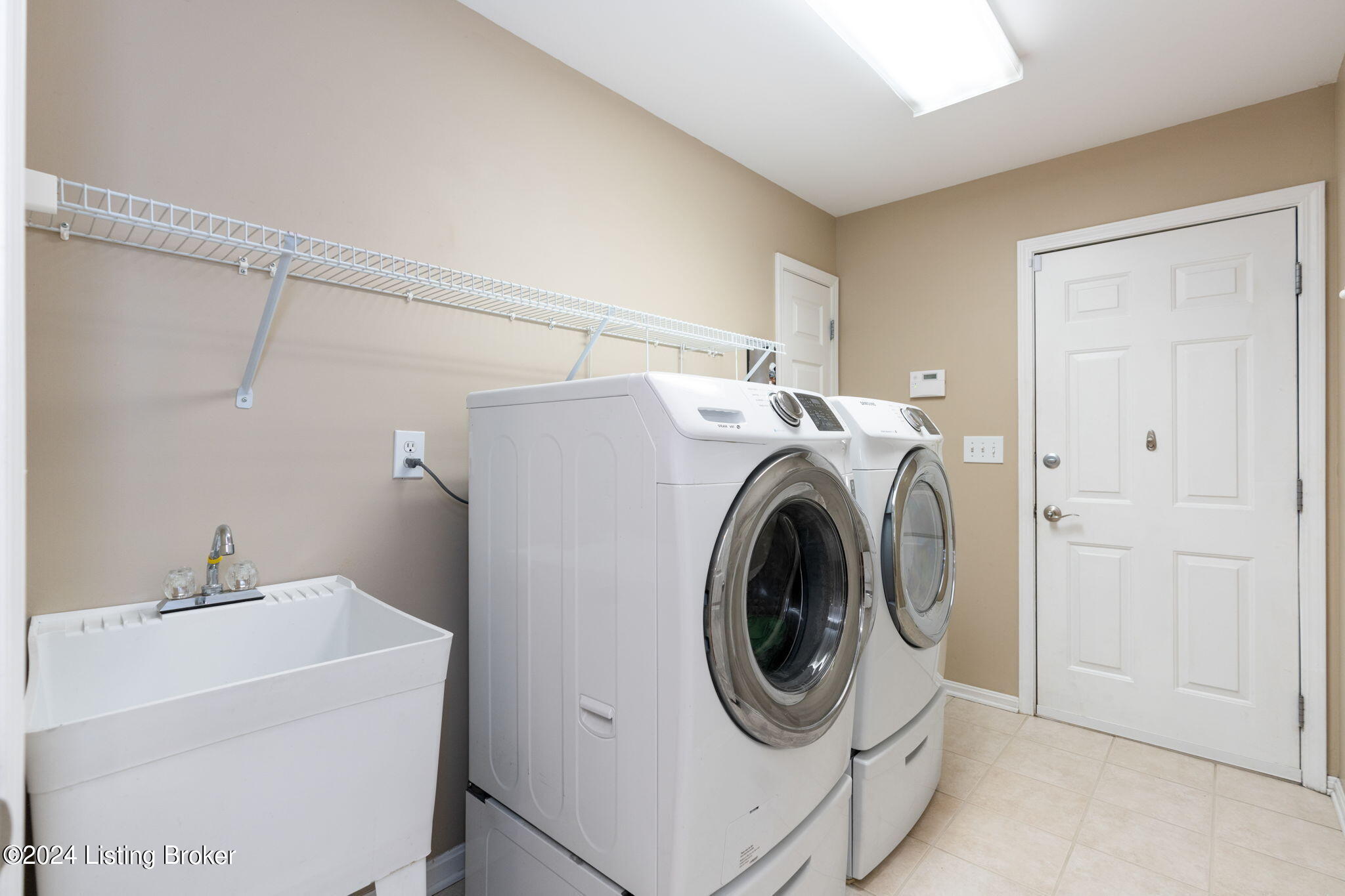1225 Williams Ridge Road Louisville, KY 40243 - Photo 21 of 50 1st Floor Laundry Room