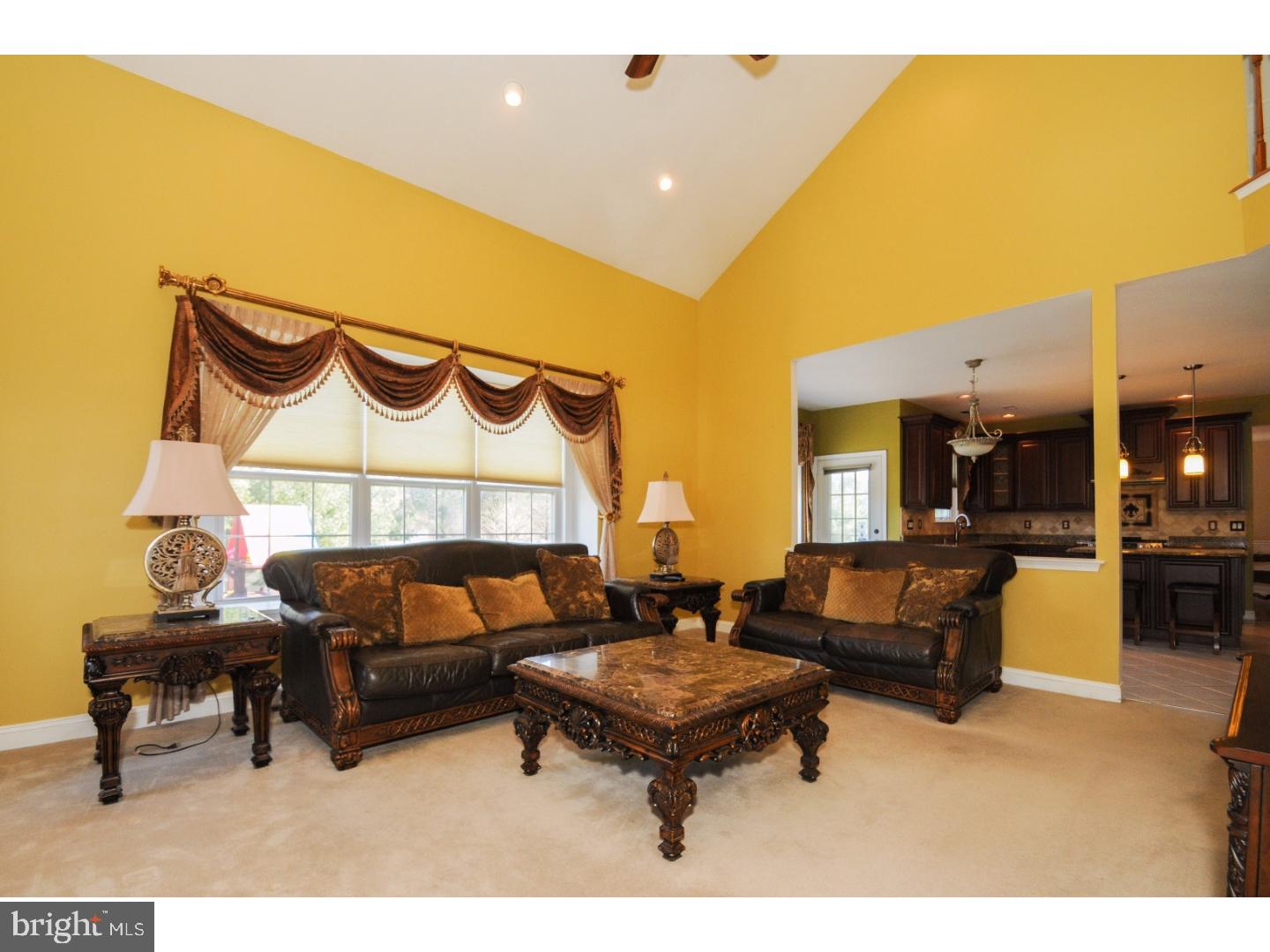5 Stratton Lane Sewell, NJ 08080 - Photo 13 of 24 Family Room
