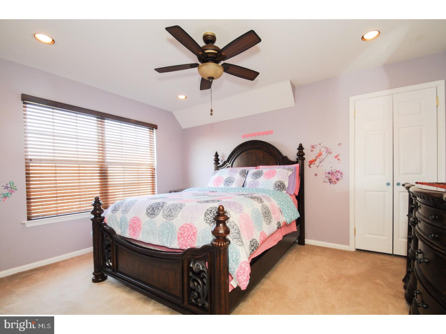 5 Stratton Lane Sewell, NJ 08080 - Photo 17 of 24 Bedroom