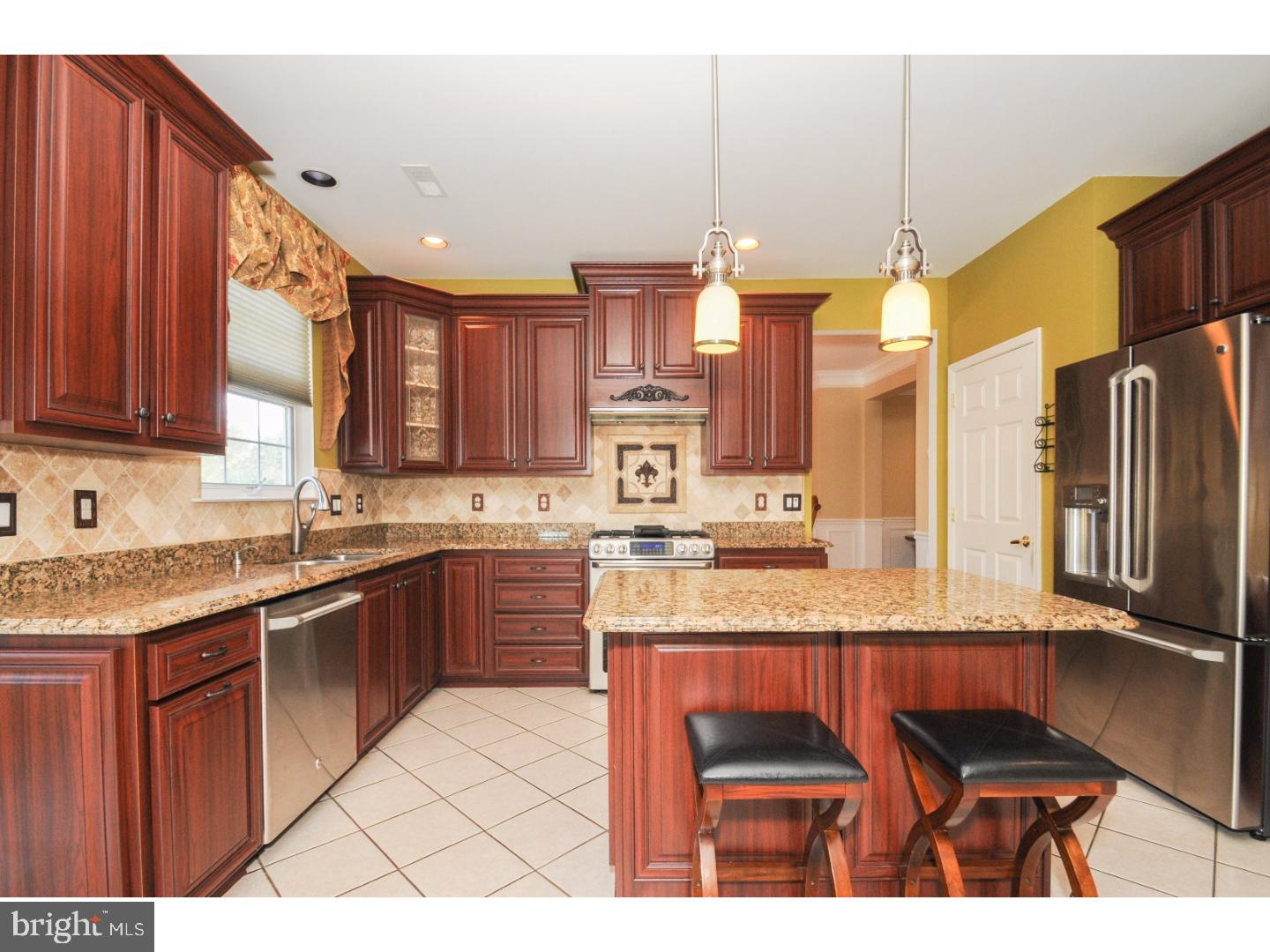 5 Stratton Lane Sewell, NJ 08080 - Photo 3 of 24 Kitchen