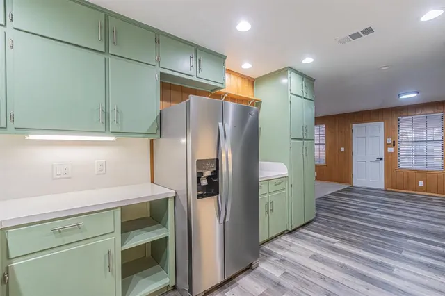 $549,999 | 1061 Carnagie Road, Poolville, TX 76487