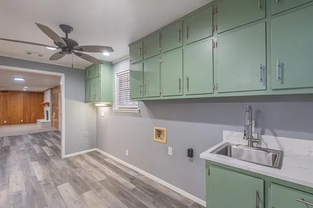 $549,999 | 1061 Carnagie Road, Poolville, TX 76487