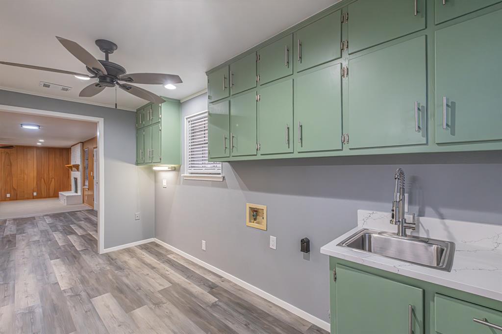 1061 Carnagie Road Poolville, TX 76487 - Photo 18 of 38