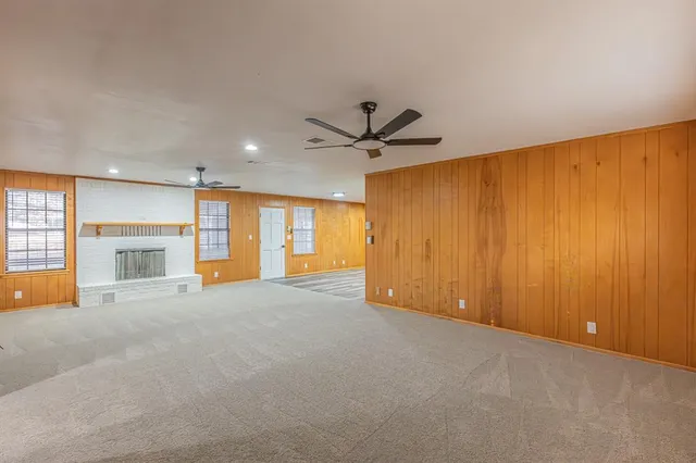 $549,999 | 1061 Carnagie Road, Poolville, TX 76487