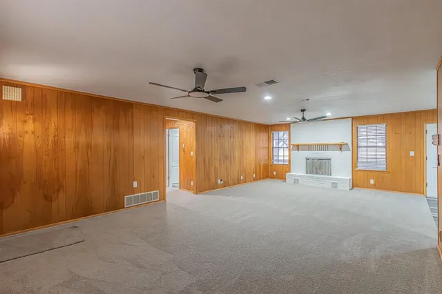 $549,999 | 1061 Carnagie Road, Poolville, TX 76487