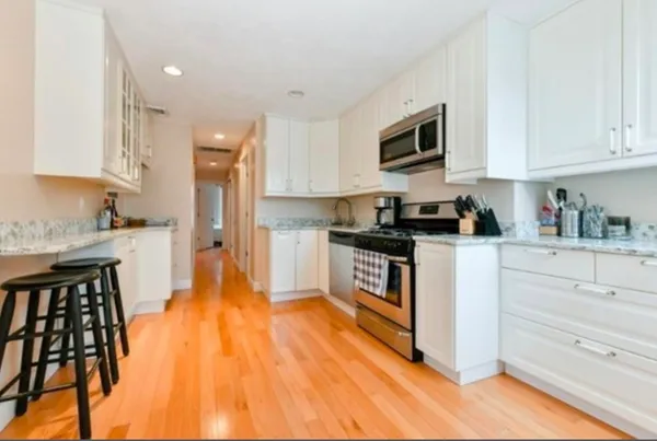 $4,900 | 239 Emerson Street, Boston, MA 02127