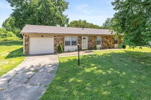 $249,900 | 1401 West Dittemore Road, Gosport, IN 47433