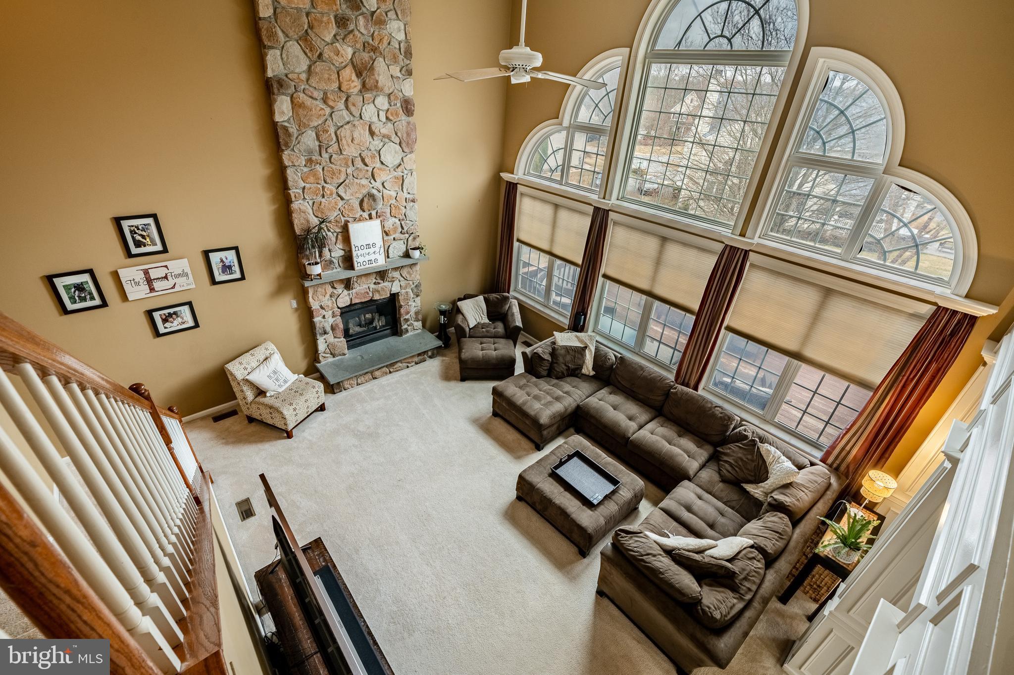400 Indian Run Road Avondale, PA 19311 - Photo 20 of 56 Family/Great Room