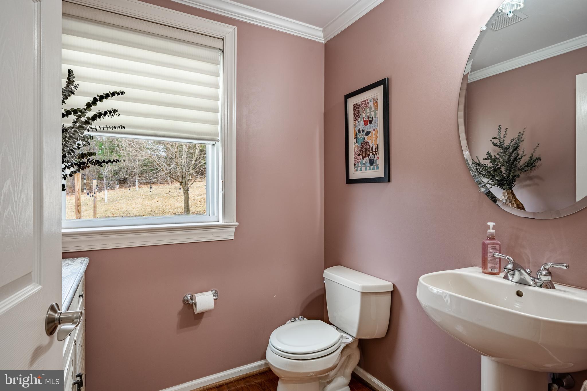 400 Indian Run Road Avondale, PA 19311 - Photo 22 of 56 Half Bath