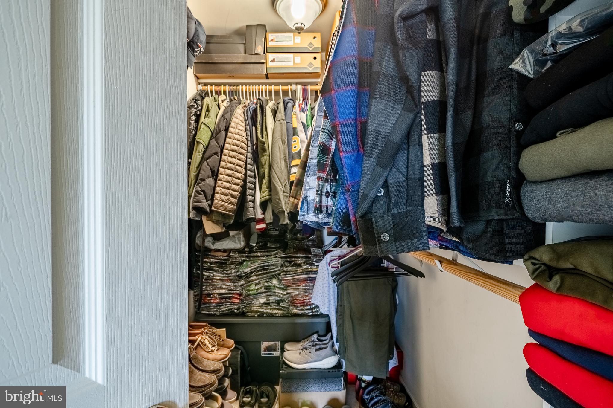 400 Indian Run Road Avondale, PA 19311 - Photo 29 of 56 Walk-in Closet