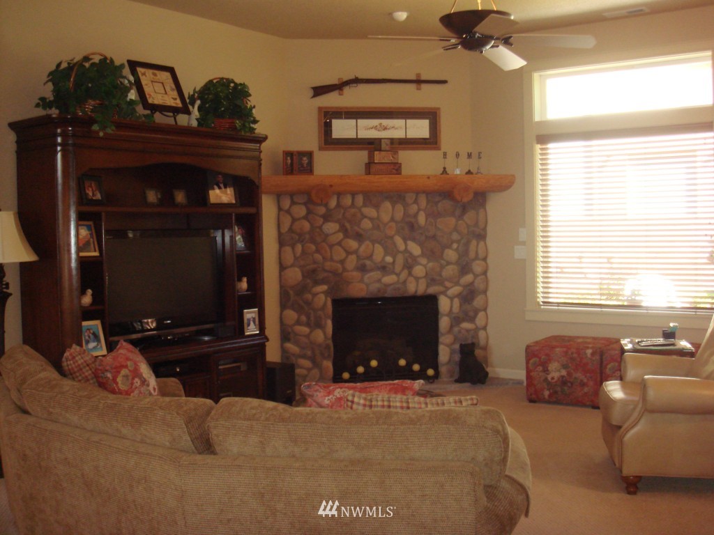203 Rice Park Road Silverlake, WA 98645 - Photo 3 of 15 Gallery Image 3