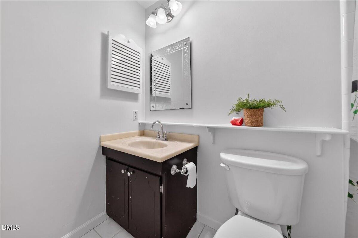 1120 Whippoorwill Lane Raleigh, NC 27609 - Photo 37 of 57 58-1120WhippoorwillLaneRaleigh_063_ZRL08