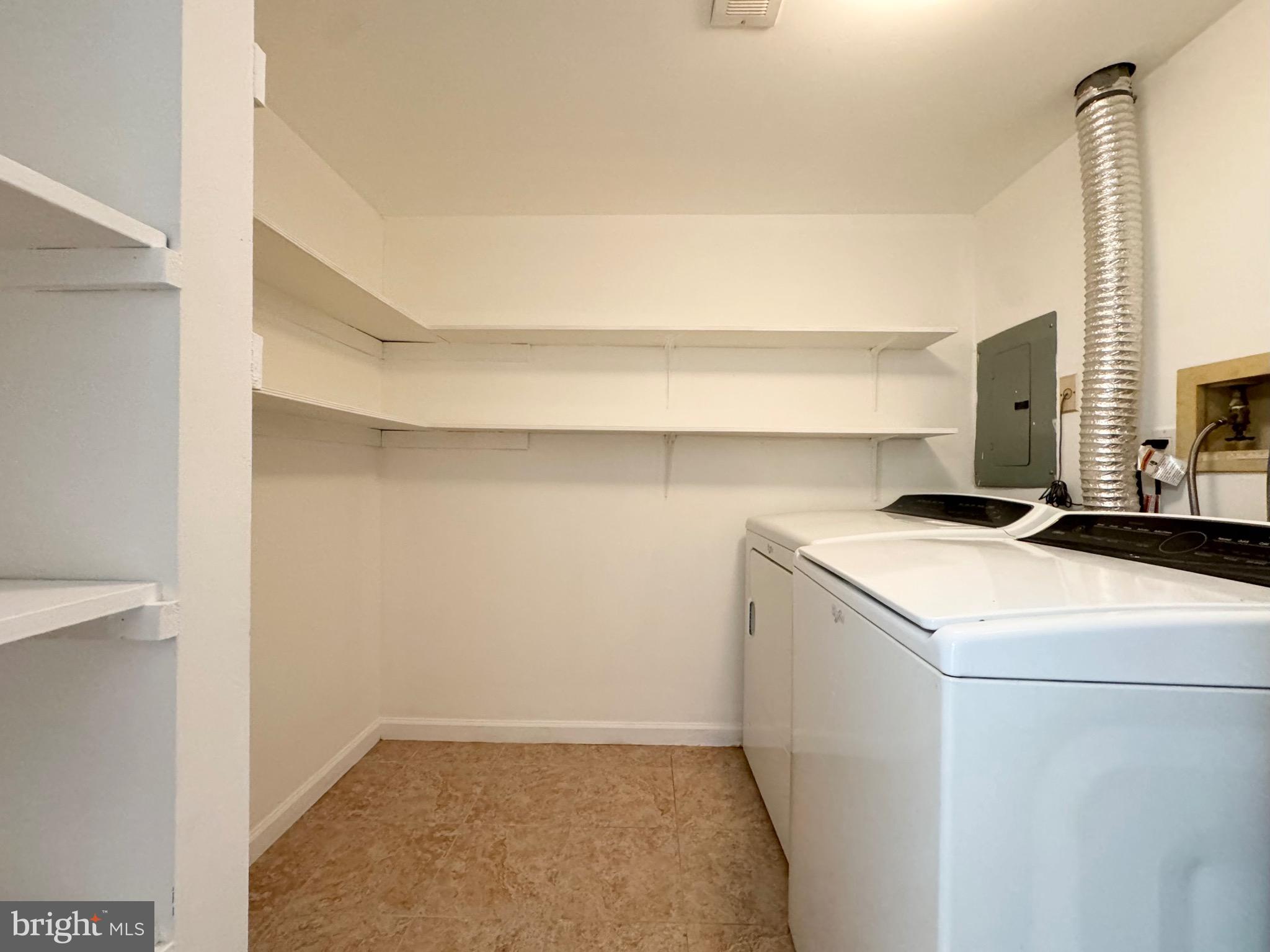 2101 Welsh Road, Unit 6 Philadelphia, PA 19115 - Photo 17 of 32 Gallery Image 17