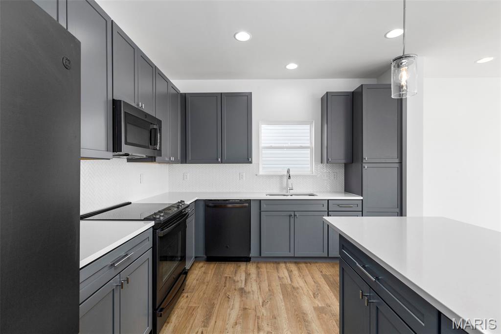 2 Fieldcrest At Grove St. Louis, MO 63123 - Photo 11 of 23