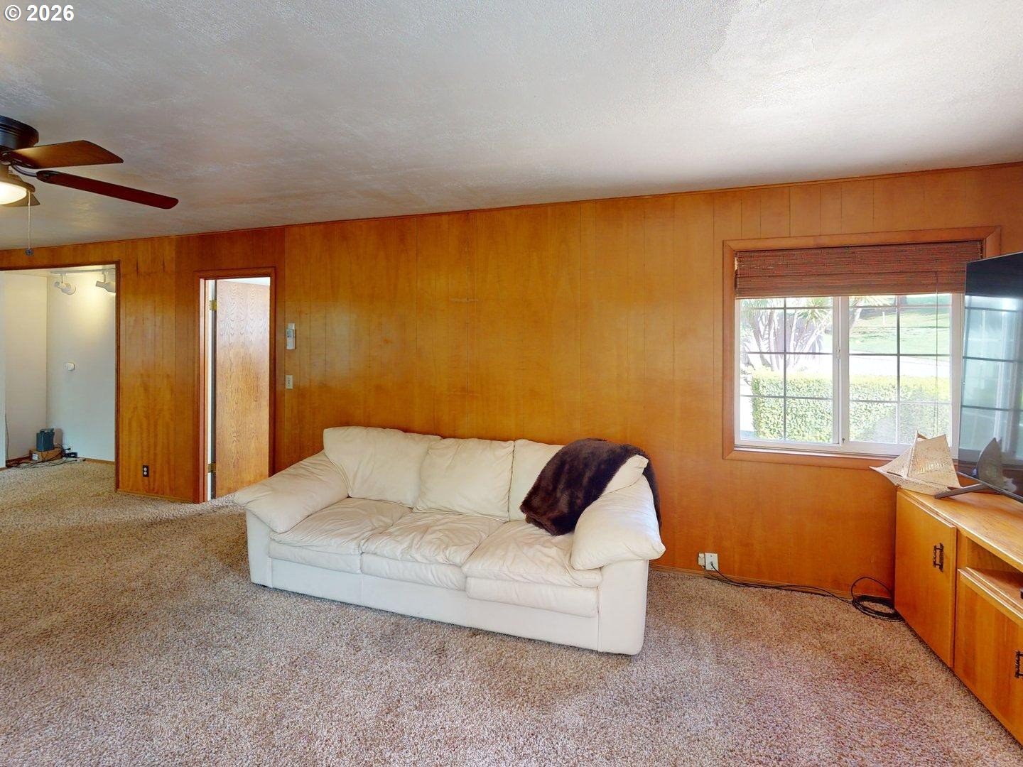 1008 Winchuck River Road Brookings, OR 97415 - Photo 20 of 48 Living Room