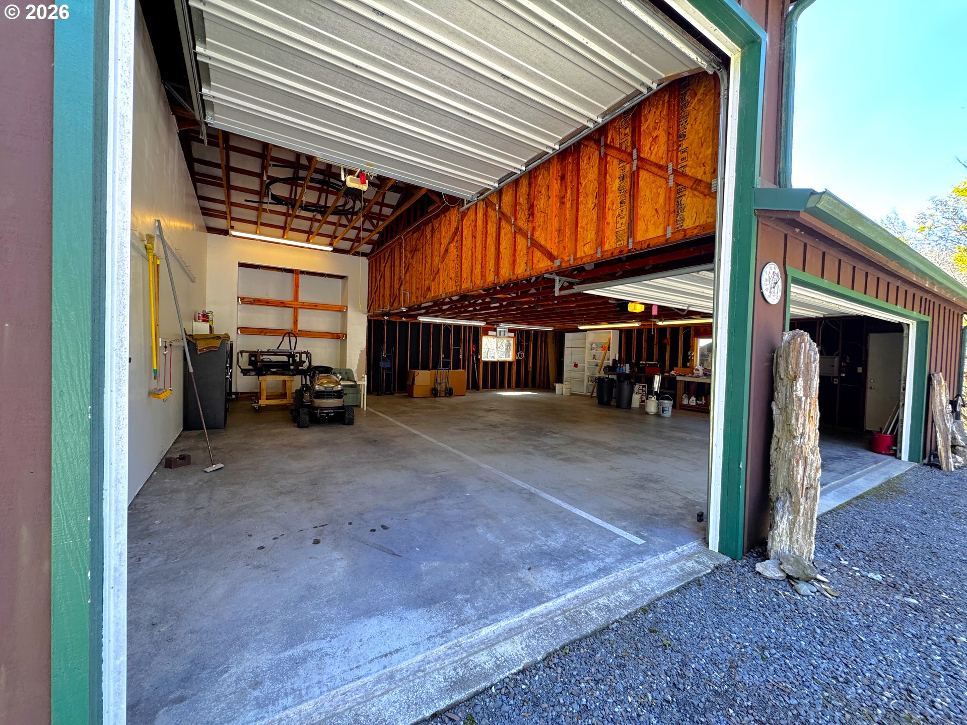 1008 Winchuck River Road Brookings, OR 97415 - Photo 35 of 48 Garage