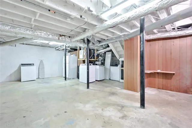 a view of a bench in a backyard