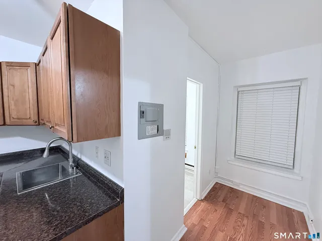 $195,000 | 140 Summer Street, Unit 1D, Stamford, CT 06901