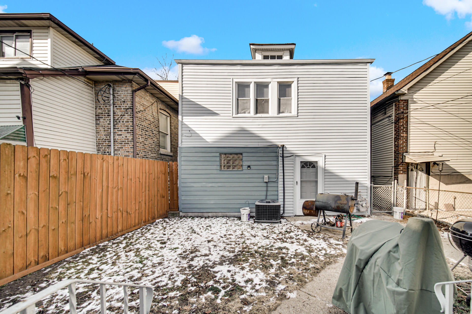 2033 Davidson Place Whiting, IN 46394 - Photo 25 of 32 1920x1280