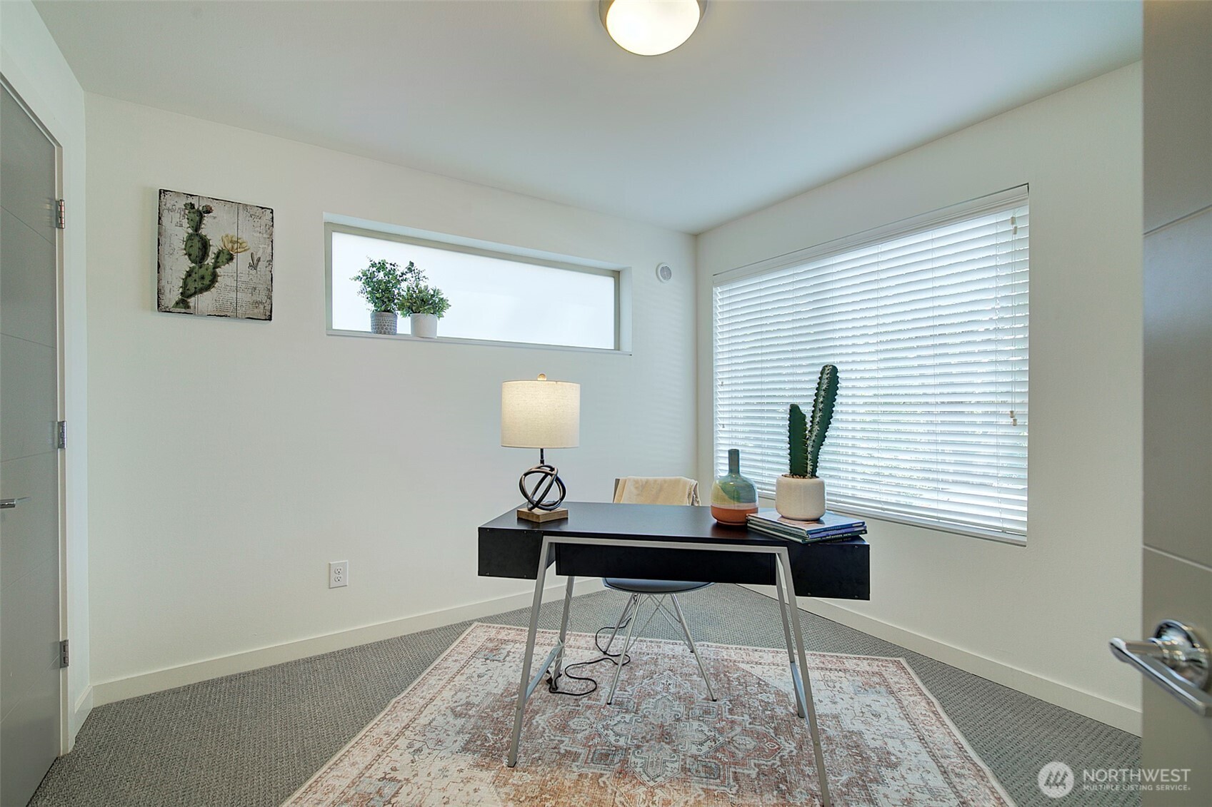1617 South Weller Street Seattle, WA 98144 - Photo 13 of 19 a workspace with furniture and window
