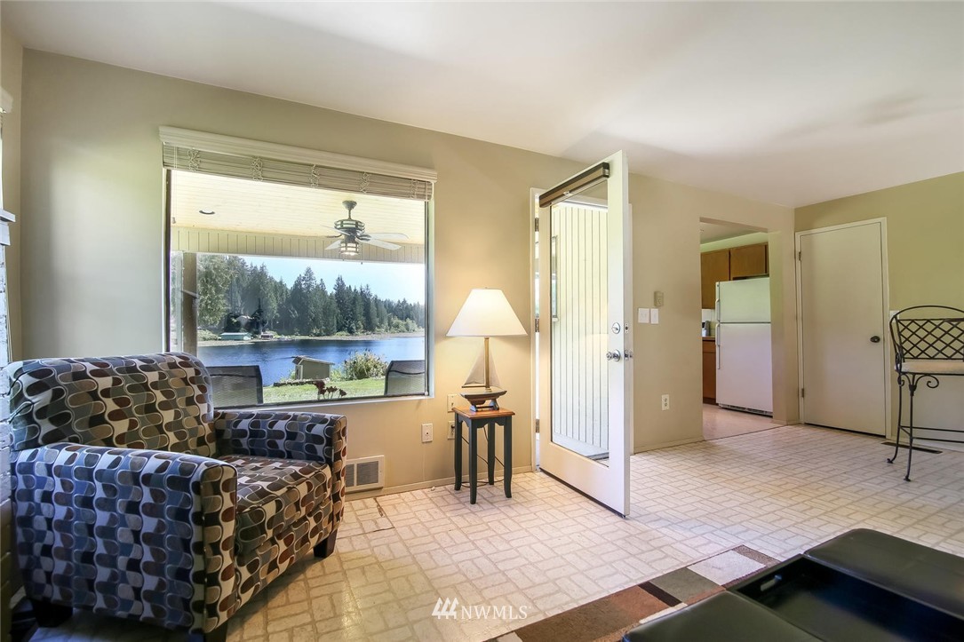 901 Southwest Lake Roesiger Road Snohomish, WA 98290 - Photo 6 of 17