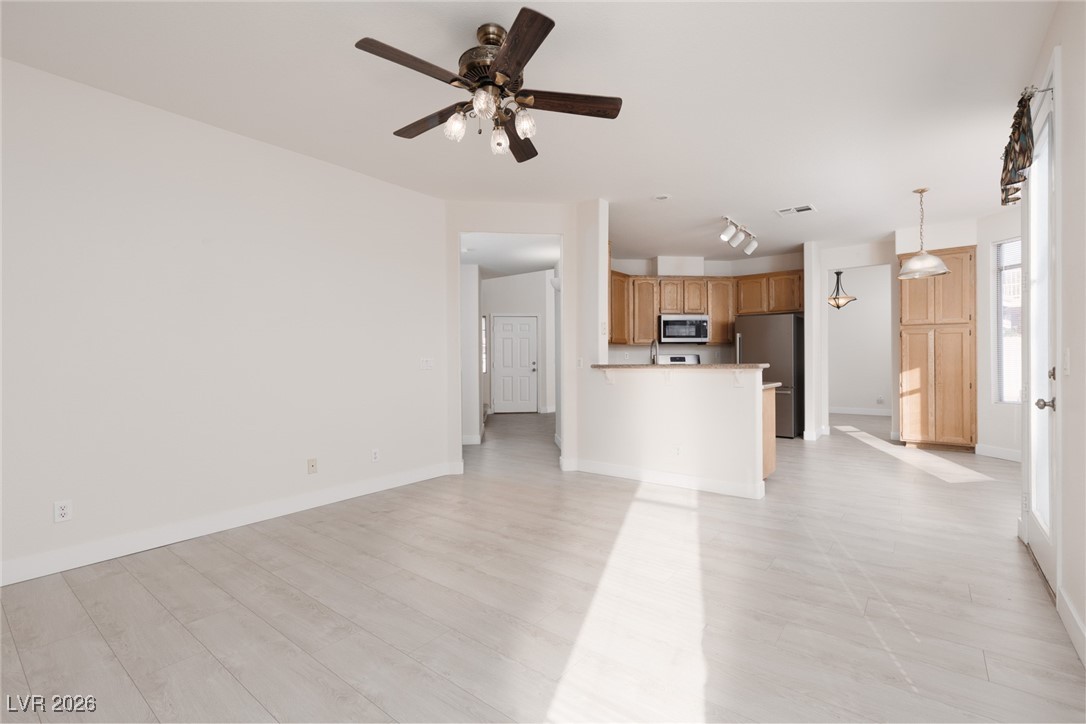 1828 Jack Rabbit Way Las Vegas, NV 89128 - Photo 15 of 39