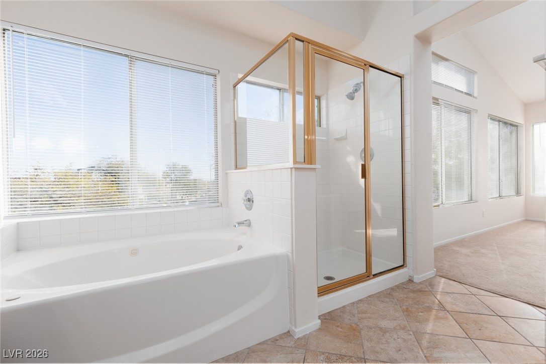 1828 Jack Rabbit Way Las Vegas, NV 89128 - Photo 28 of 39 tub with jets