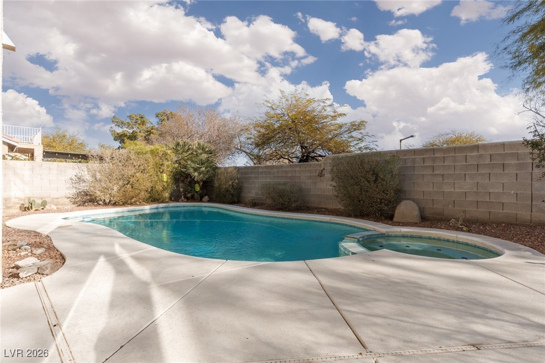 1828 Jack Rabbit Way Las Vegas, NV 89128 - Photo 32 of 39