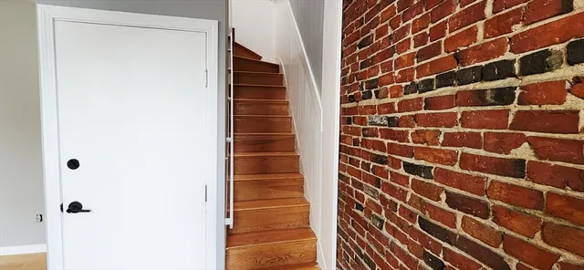 $3,050 | 3 Wilbur Court, Unit 2, Boston, MA 02128